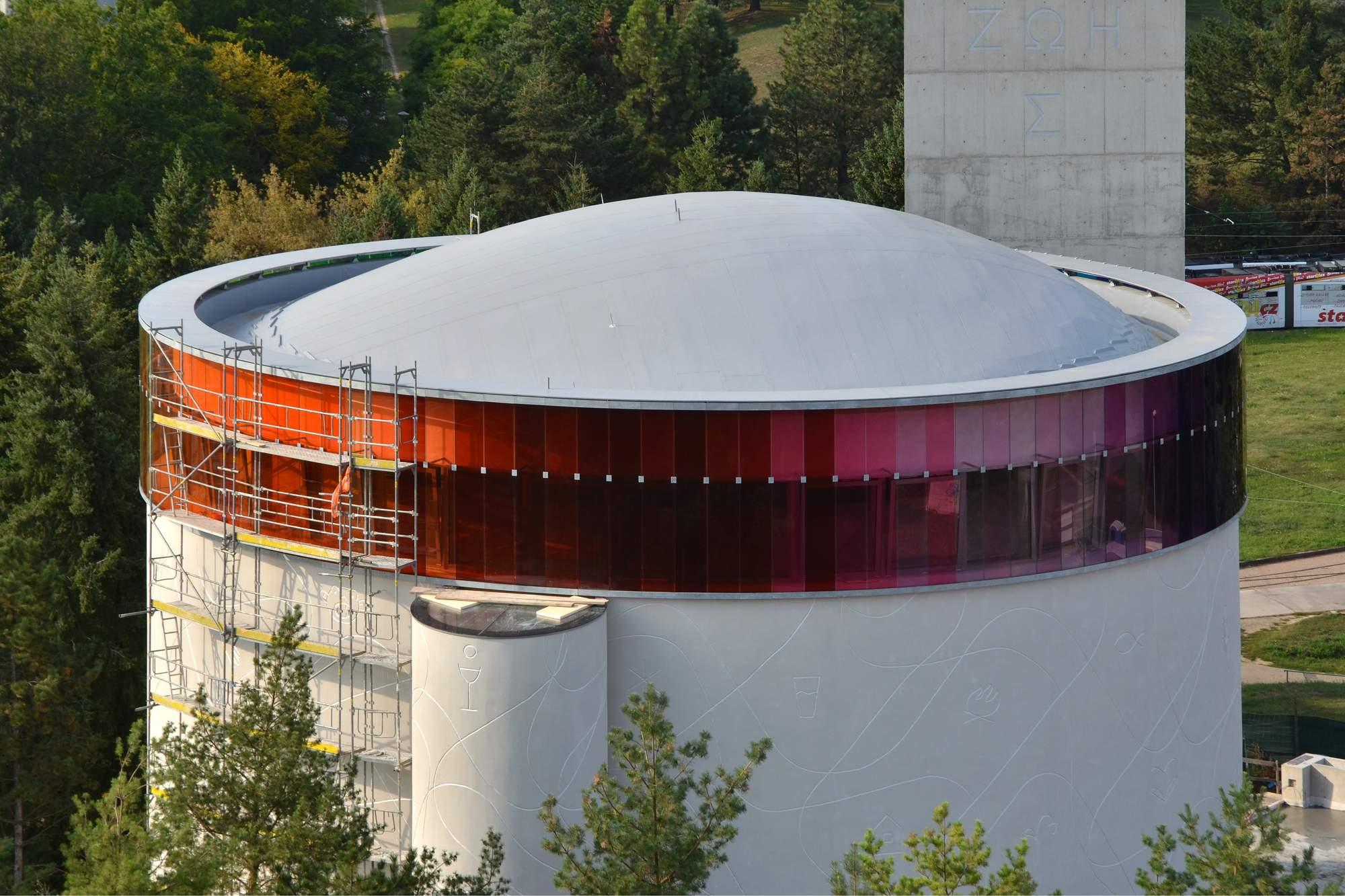 Kostel Lesná